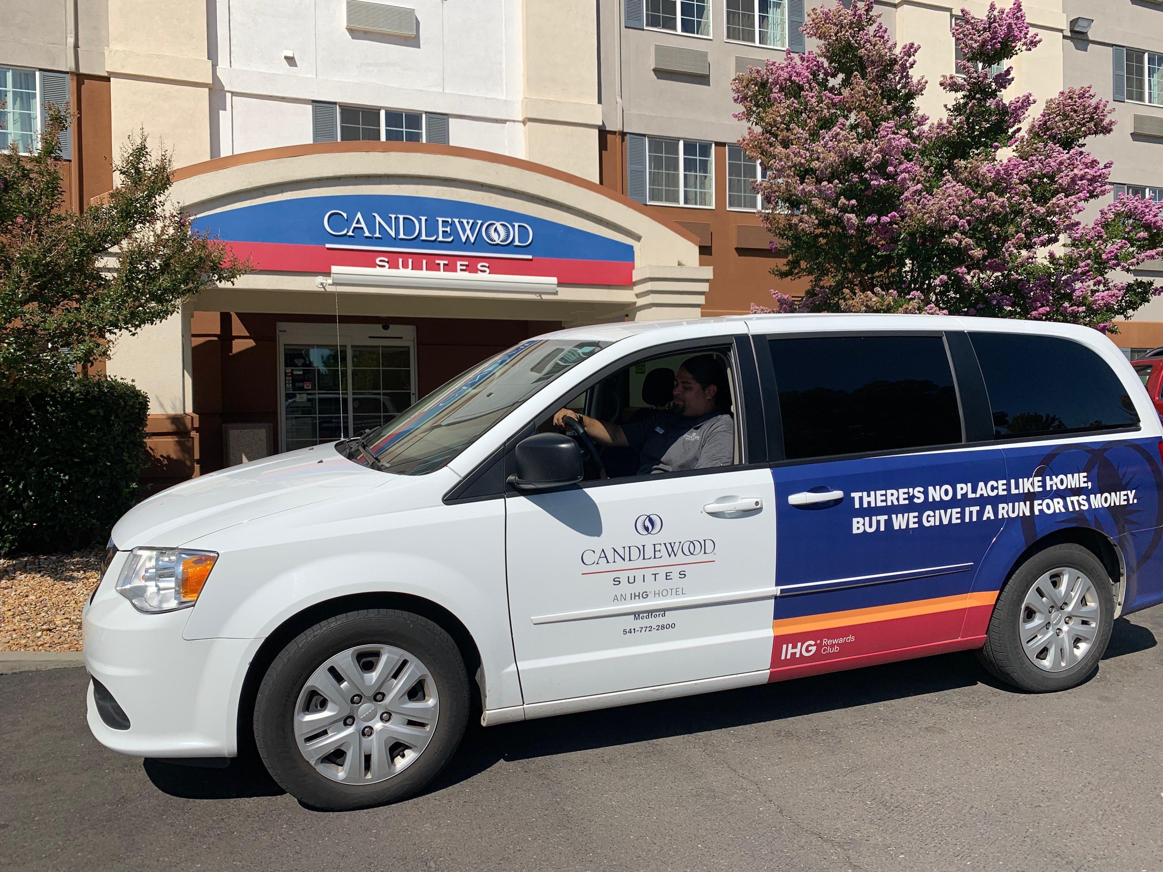 Candlewood Suites Medford By Ihg Екстер'єр фото
