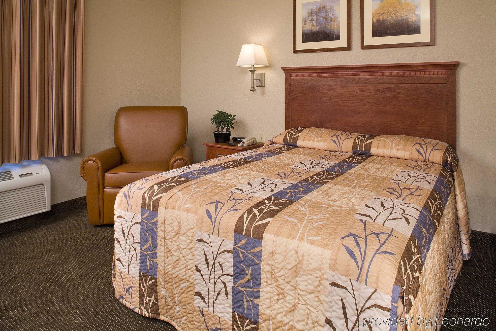Candlewood Suites Medford By Ihg Екстер'єр фото