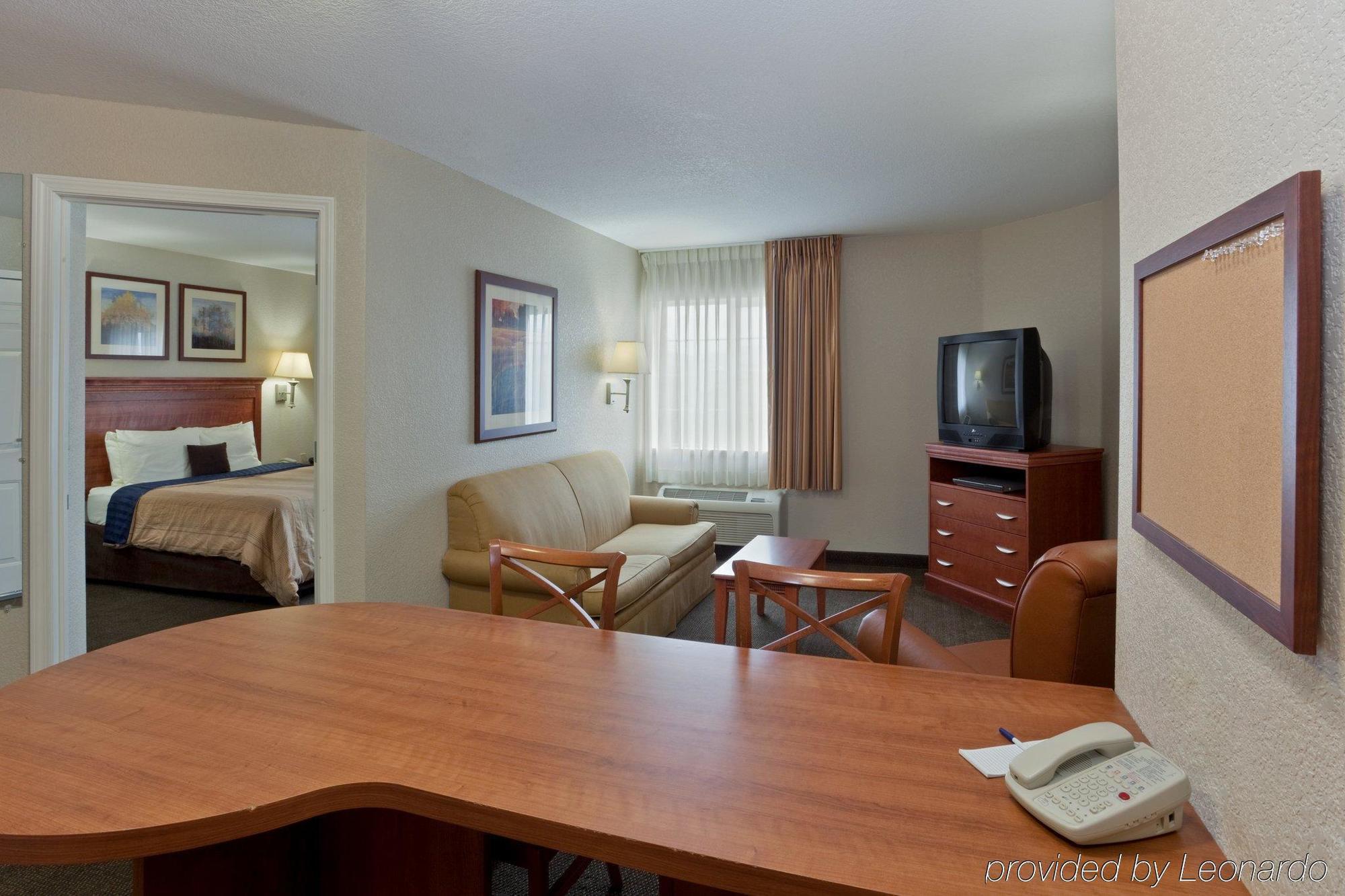 Candlewood Suites Medford By Ihg Номер фото