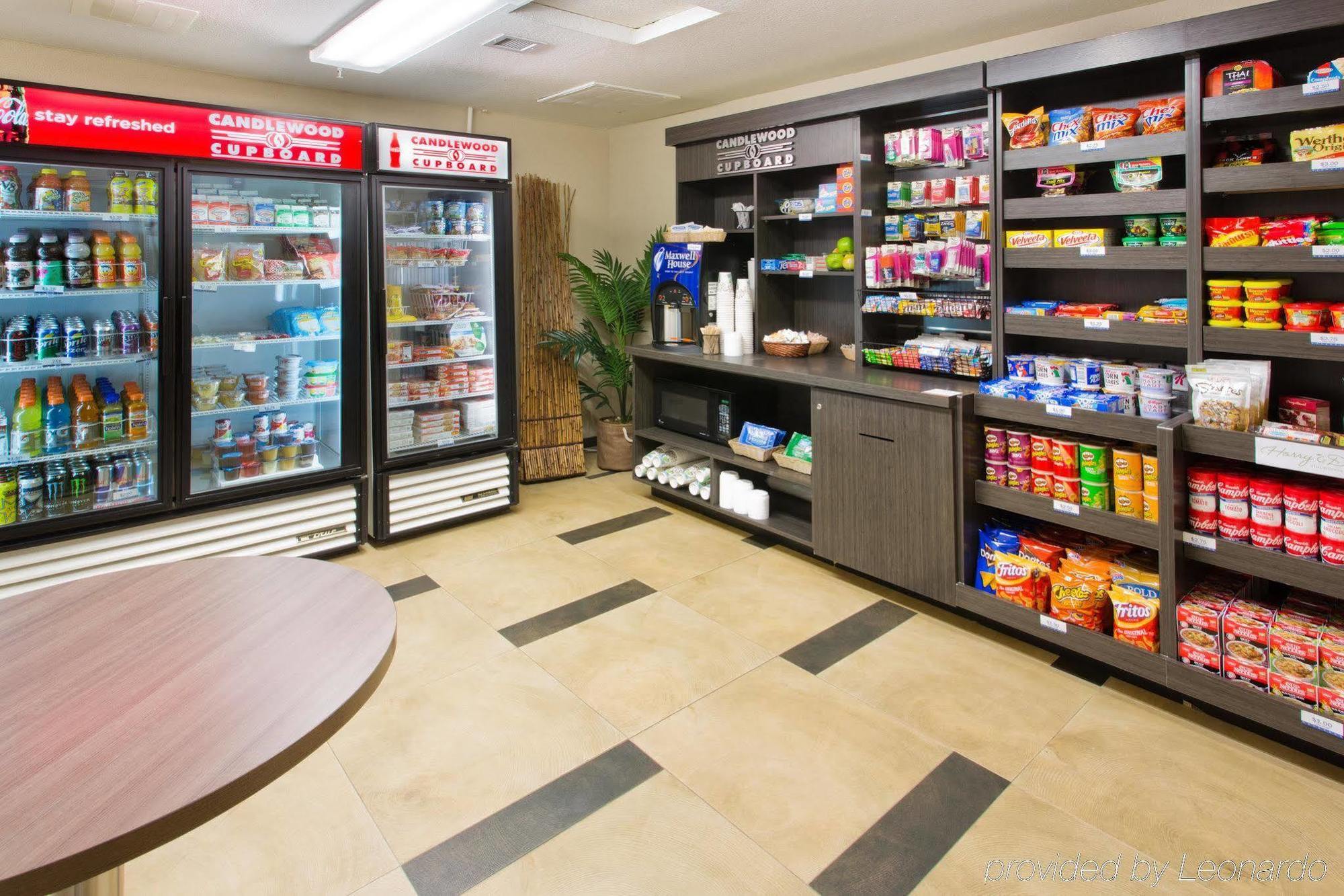 Candlewood Suites Medford By Ihg Екстер'єр фото