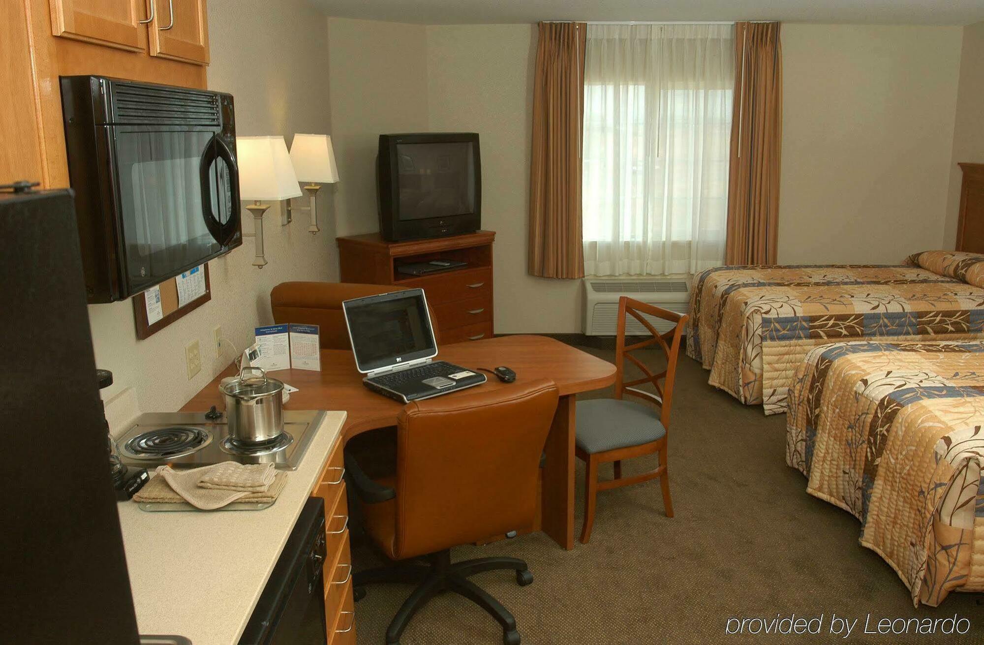 Candlewood Suites Medford By Ihg Екстер'єр фото